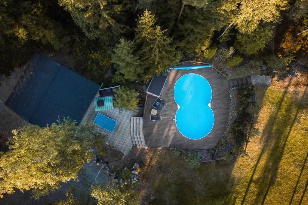 Sirpa'S Artistic Nuuksio Retreat With Heated Pool Villa Espoo Bagian luar foto