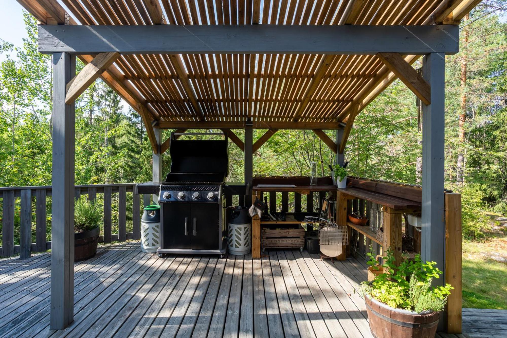 Sirpa'S Artistic Nuuksio Retreat With Heated Pool Villa Espoo Bagian luar foto